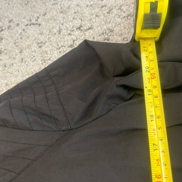 Mackage M women’s vintage vibe y2K bomber size 38 (M) good condition women’s. - Picture 15 of 15